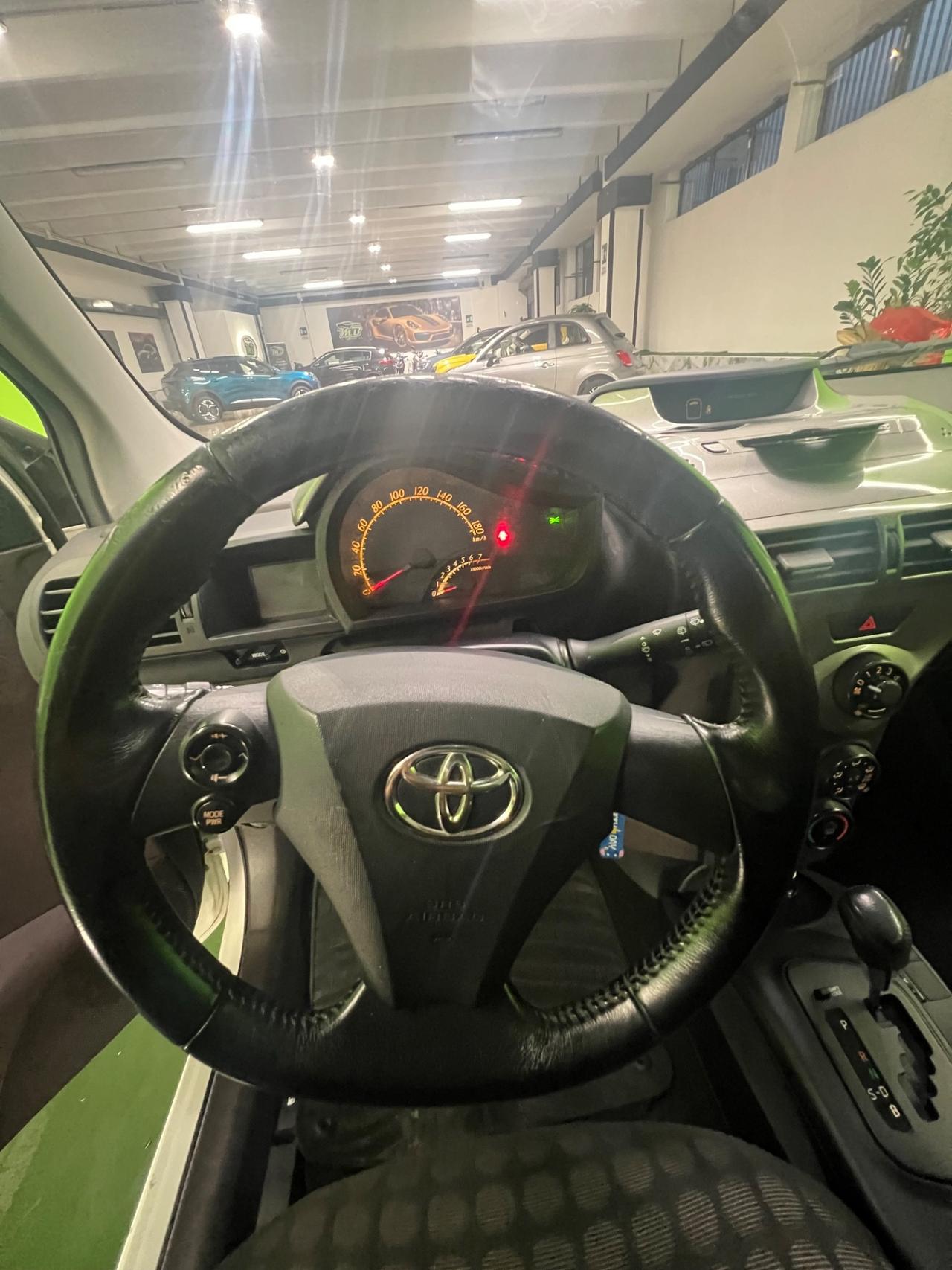 Toyota iQ 1.0 Multidrive Versione Lancio