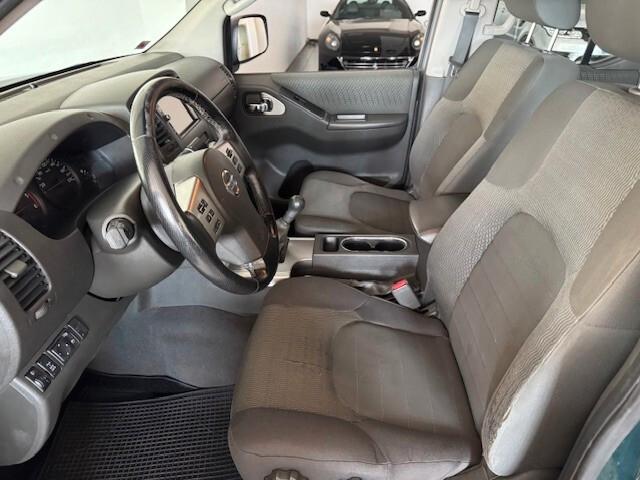 Nissan Navara Double cab 4x4 + GANCIO