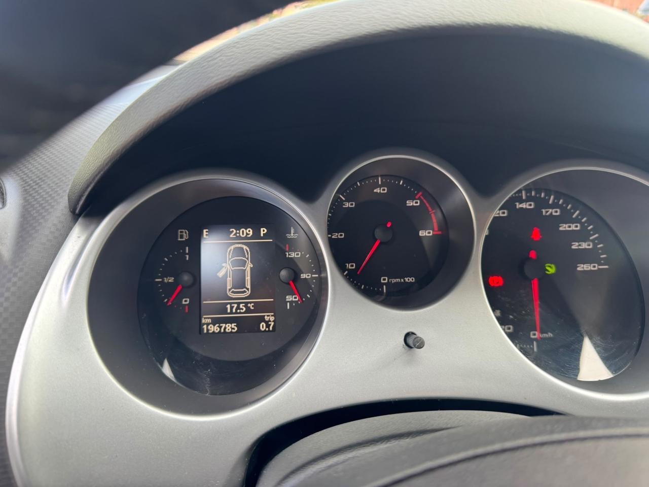 Seat Altea Anno 2013 1.6 Diesel AUTOMATICO EURO5 NEOPATENTATI