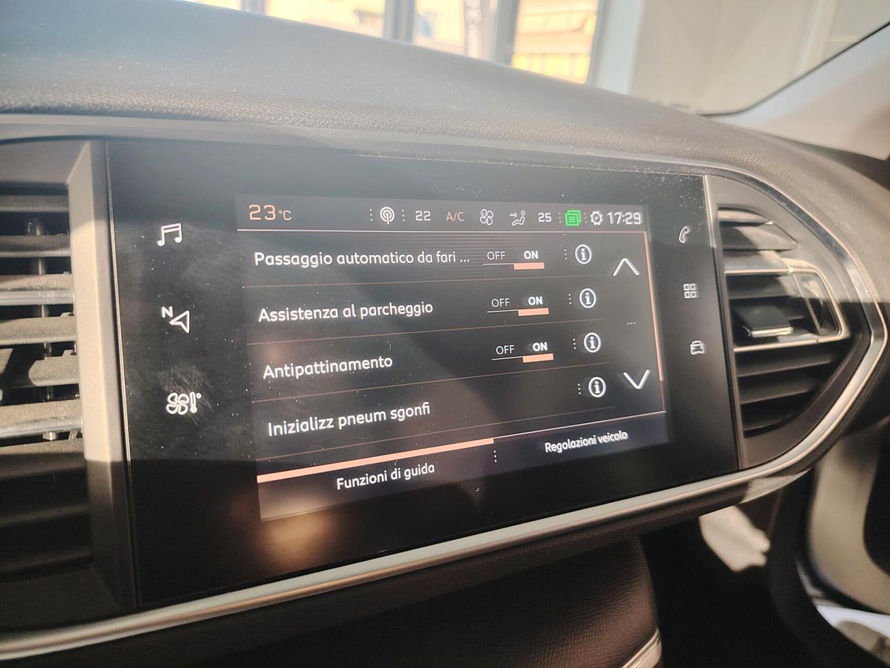 Peugeot 308 1.2 PureTech Turbo 130 S&S SW Allure