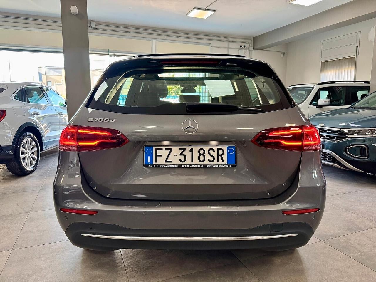 Mercedes B 180D Automatic Sport TETTO 12/2019