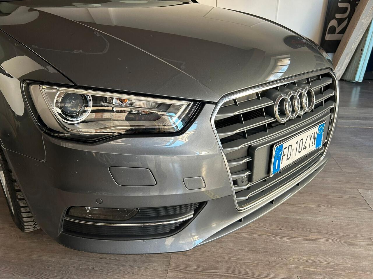 Audi A3 1.6 TDI clean diesel S tronic Ambition