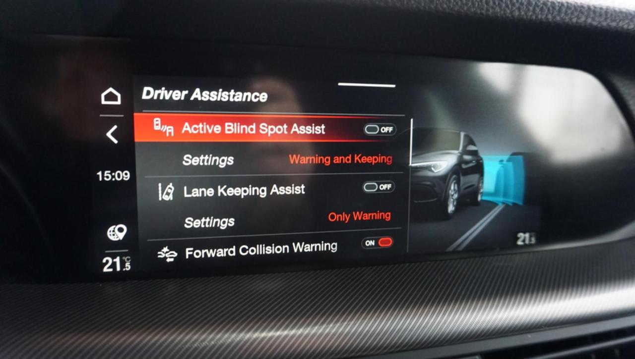 Alfa Romeo Stelvio 2.2 Turbodiesel 210 CV AT8 Q4 Veloce