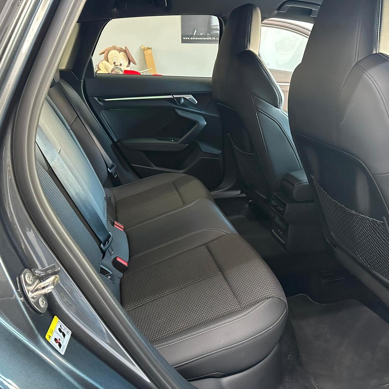 Audi A3 SPB 35 TDI S line edition Identity Black