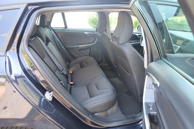 VOLVO V60 D2 Geartronic Automatica Navi Tel USB LED Cockpit