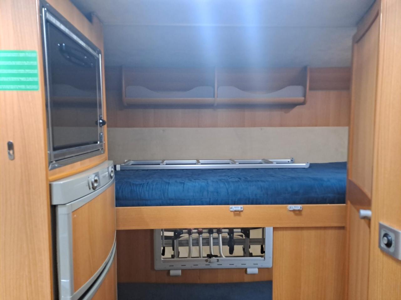 CAMPER MCLOUIS TANDY 640