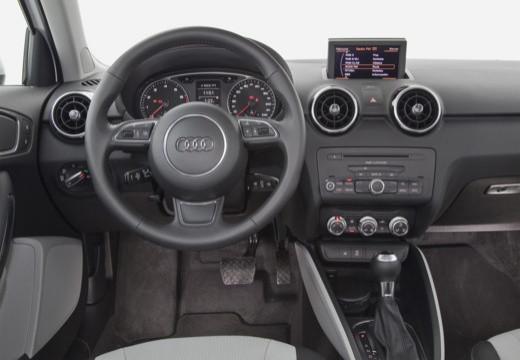 AUDI A1 I 2010 Sportback - A1 Sportback 1.6 tdi Attraction 90cv