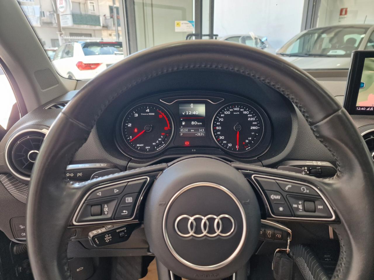 Audi Q2 30 TDI S tronic TETTO, LUCI AMBIENTE, IVA ESPOSTA