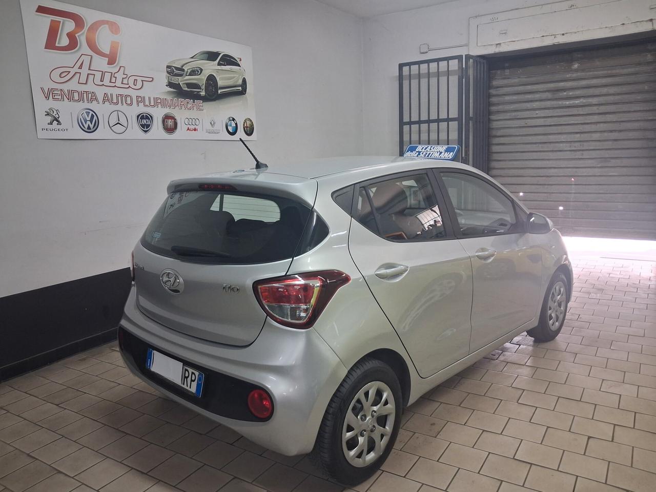 Hyundai i10 1.0 benzina unico prop 2019