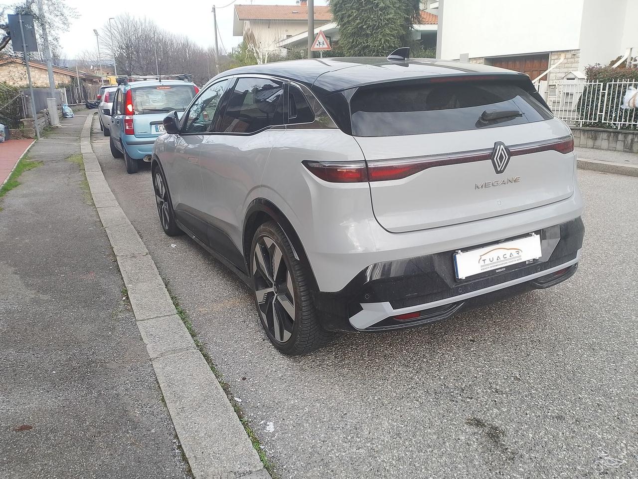 Renault Megane Techno E-TECH EV60 optimum charge