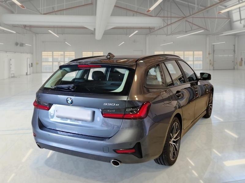 BMW 330 Business Advantage Touring auto
