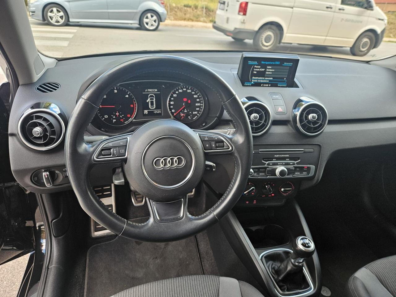 Audi A1 5porte Bicolor SPB 1.6 TDI 115cv FULL