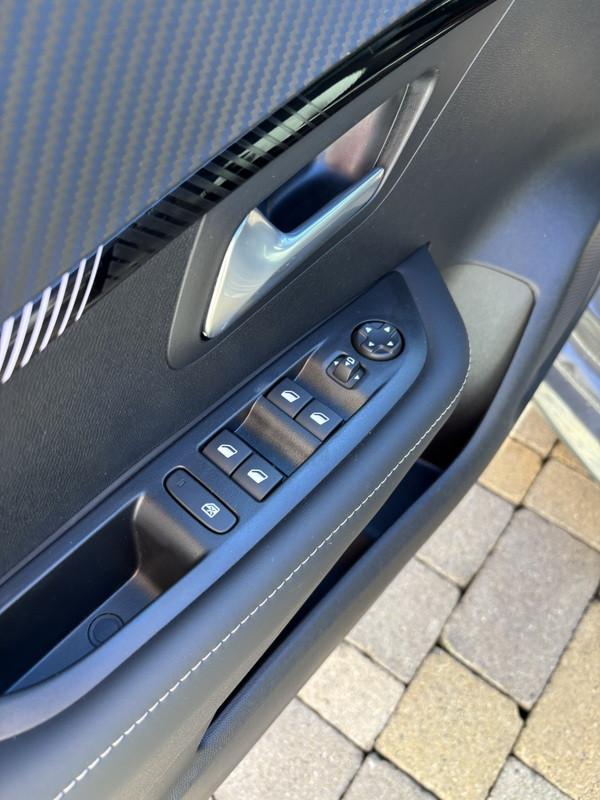 Peugeot 208 1.2 puretech Allure s&s 100cv LED-APP CONNECT-16"