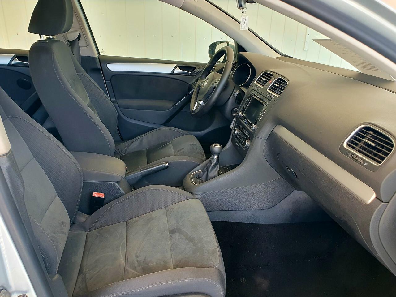 Volkswagen Golf 1.4 BENZ. - 2010 - KM. 164.000