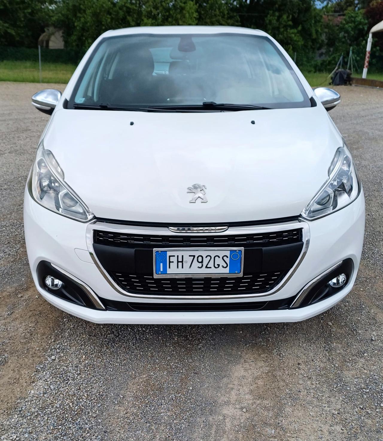 Peugeot 208 PureTech 82 5 porte Allure