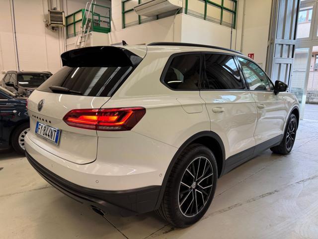 VOLKSWAGEN Touareg 3.0 V6 TDI SCR Black Style 231CV