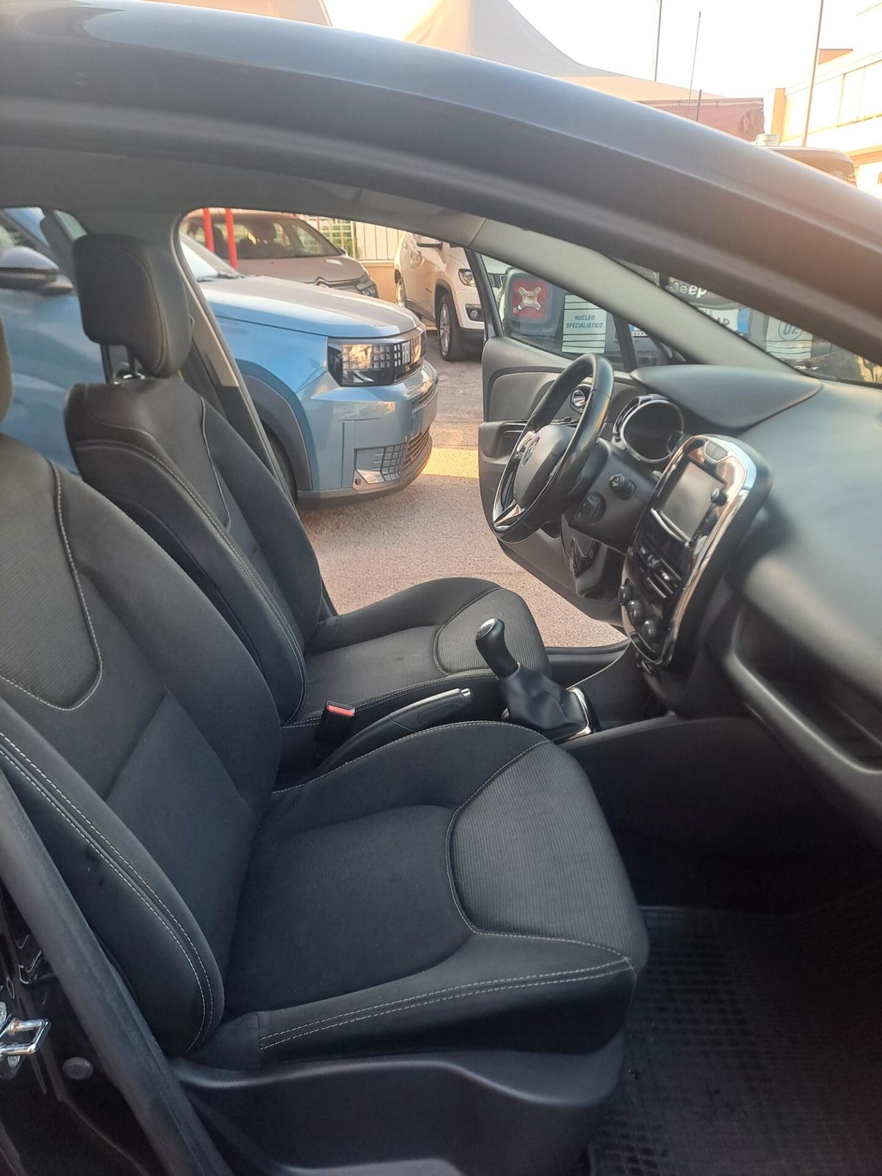 Renault Clio 1.5 dCi 8V 75CV 5 porte Wave