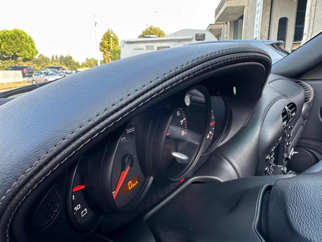 PORSCHE 996 Carrera 4S cat Cabriolet