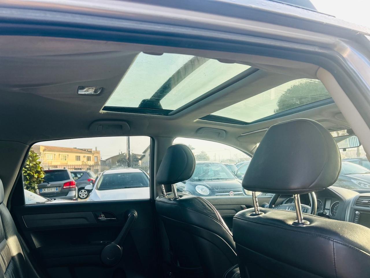 Honda CR-V 2.2 i-CTDi 16V Advance DPF