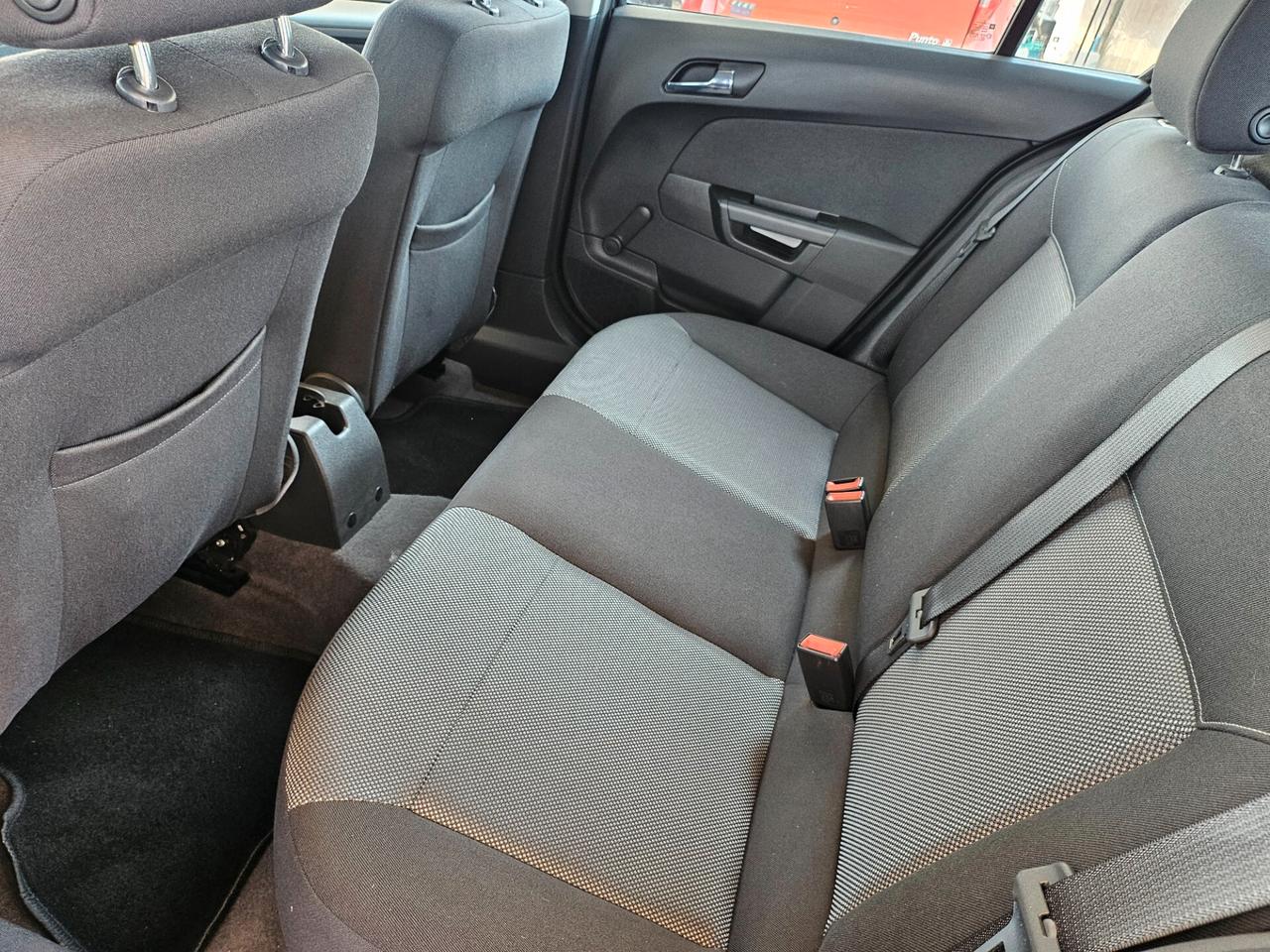 Opel Astra 1.7 CDTI 110CV 5 porte Cosmo