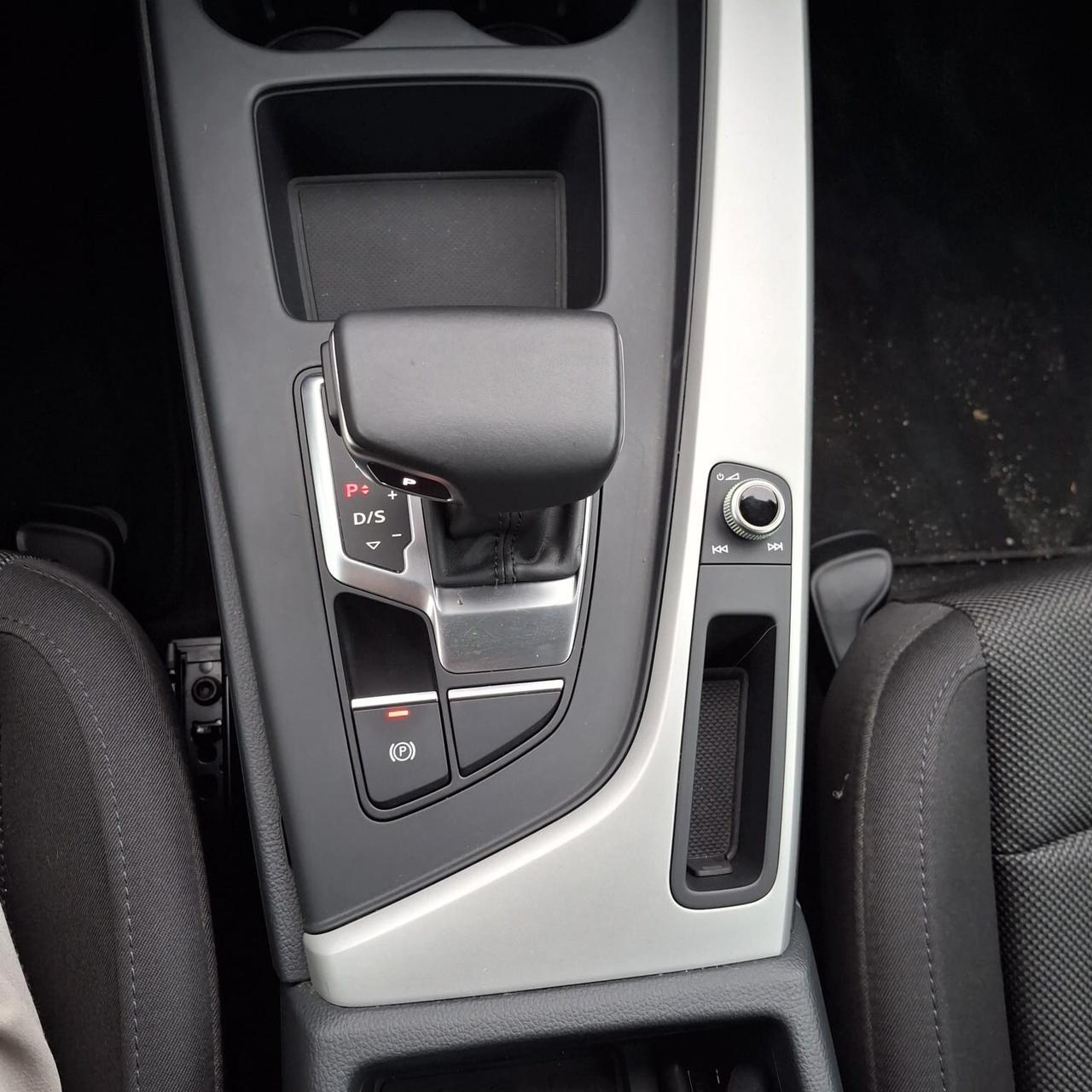 Audi A4 AVANT 40 TFSI S tronic BUSINESS CNG