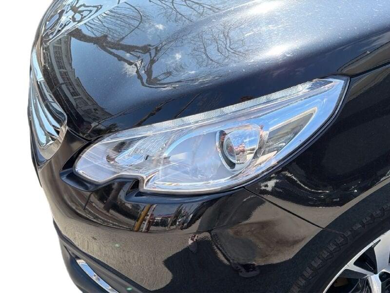 Peugeot 2008 2008 1.6 bluehdi Black Matt s&s 100cv