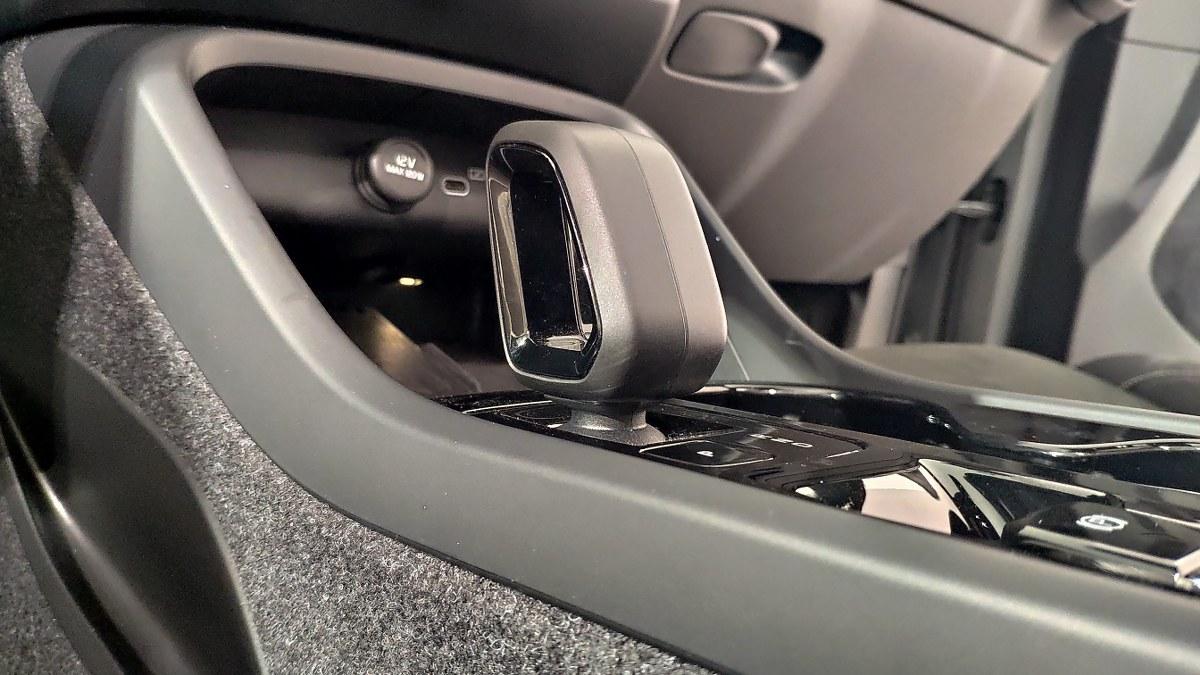 VOLVO Xc40 B3 Mild Hybrid Automatico Ultra Dark