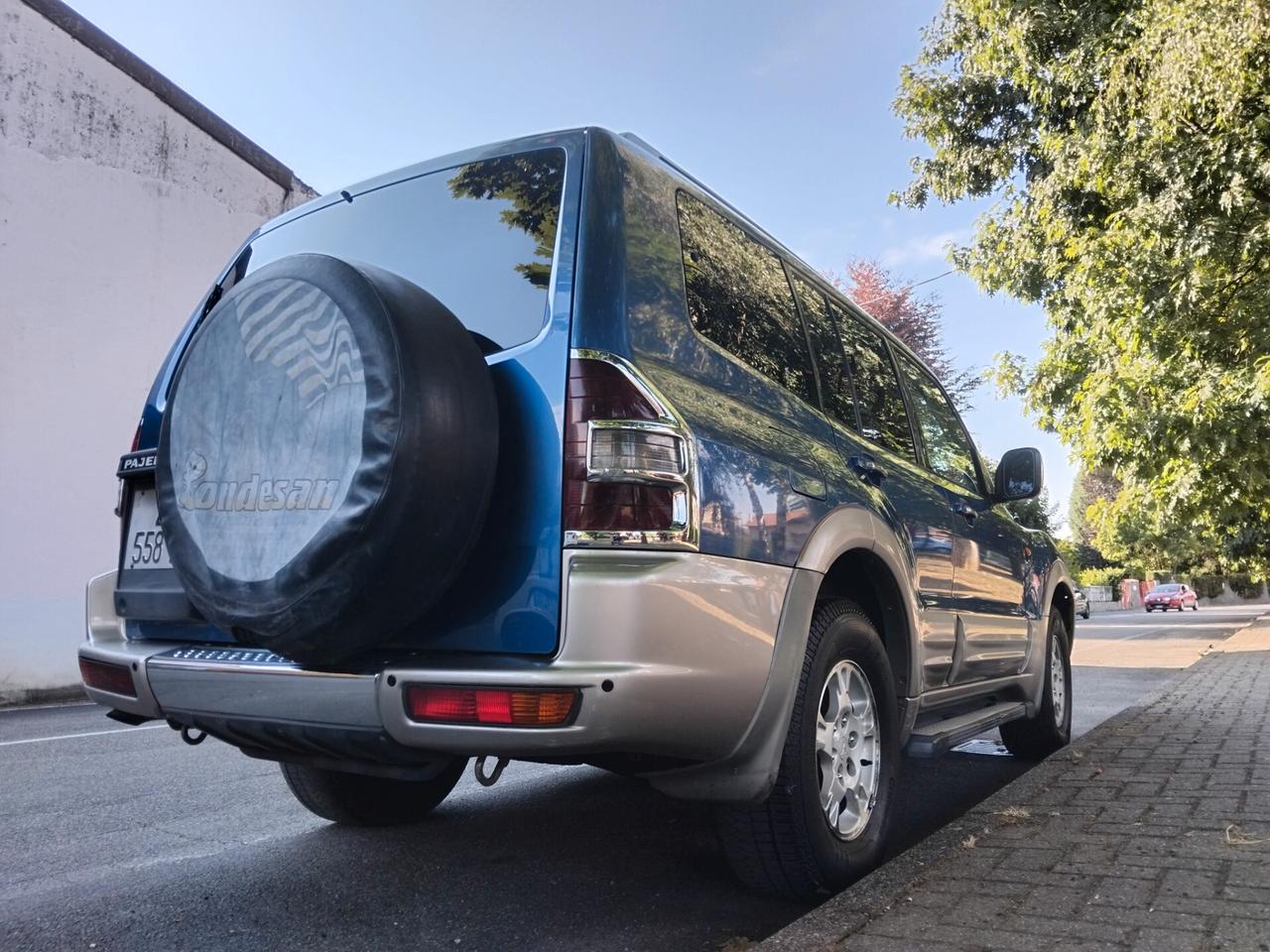 Mitsubishi Pajero 3.2 16V DI-D 7POSTI. GLS2 CAMBIO AUTOMATICO