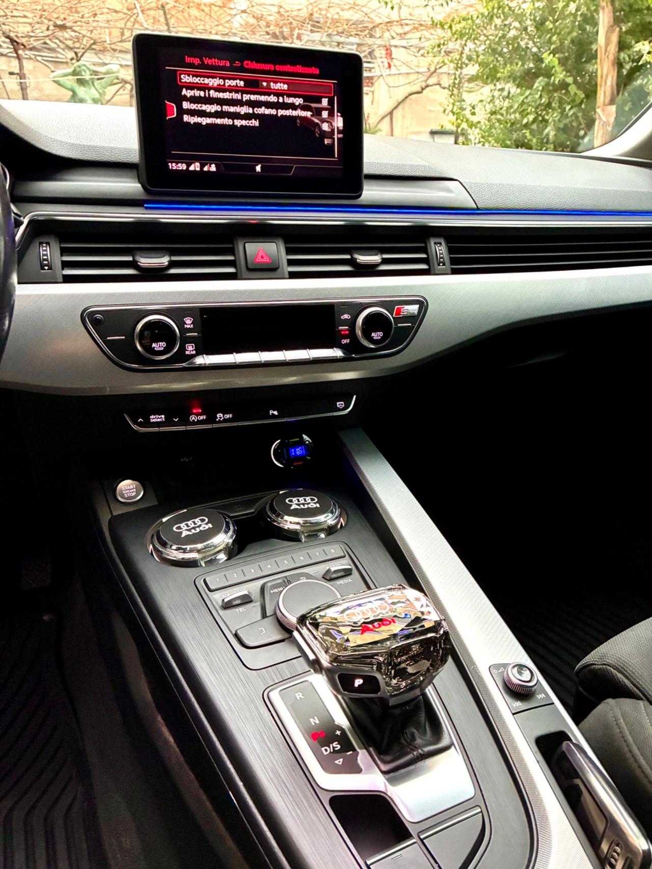 Audi A4 Avant 30 TDI S tronic Sport