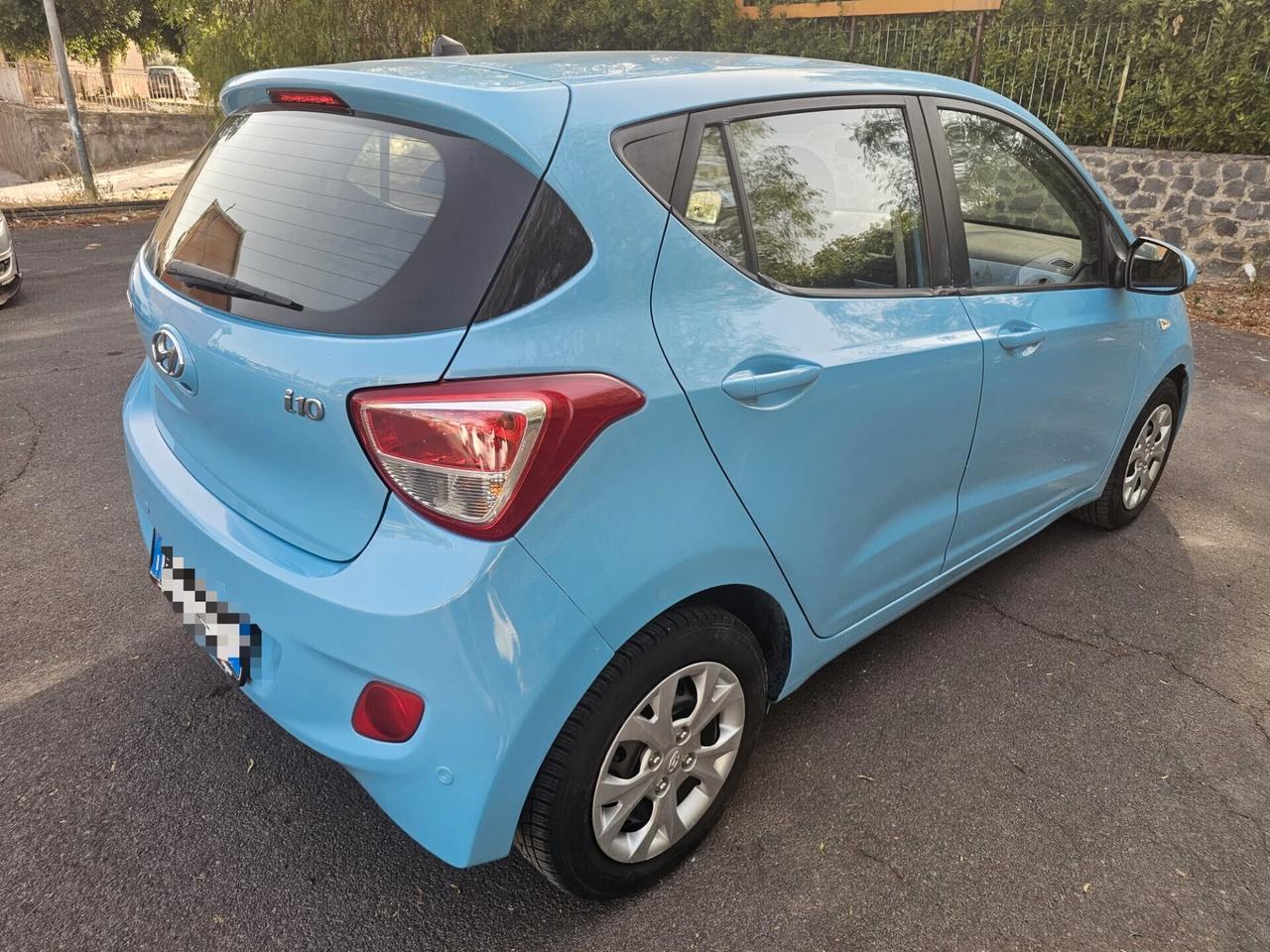 Hyundai i10 p.a.r.i. a.l. n.u.o.v.o.