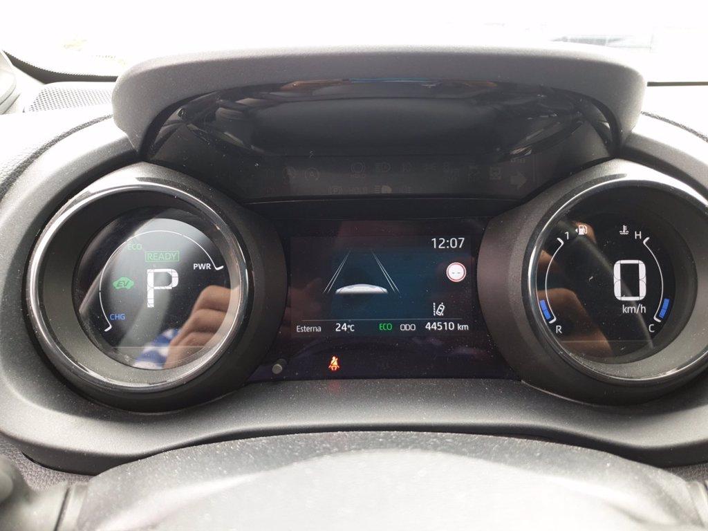 TOYOTA Yaris 1.5h style del 2021