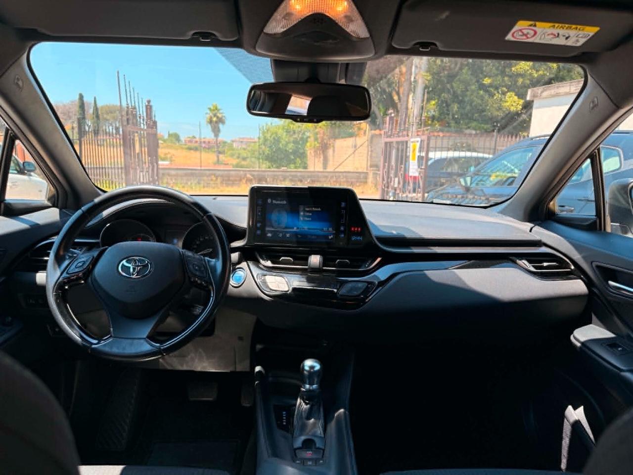 Toyota C-HR 1.8 Benz/Ibrida OK Neopatentato