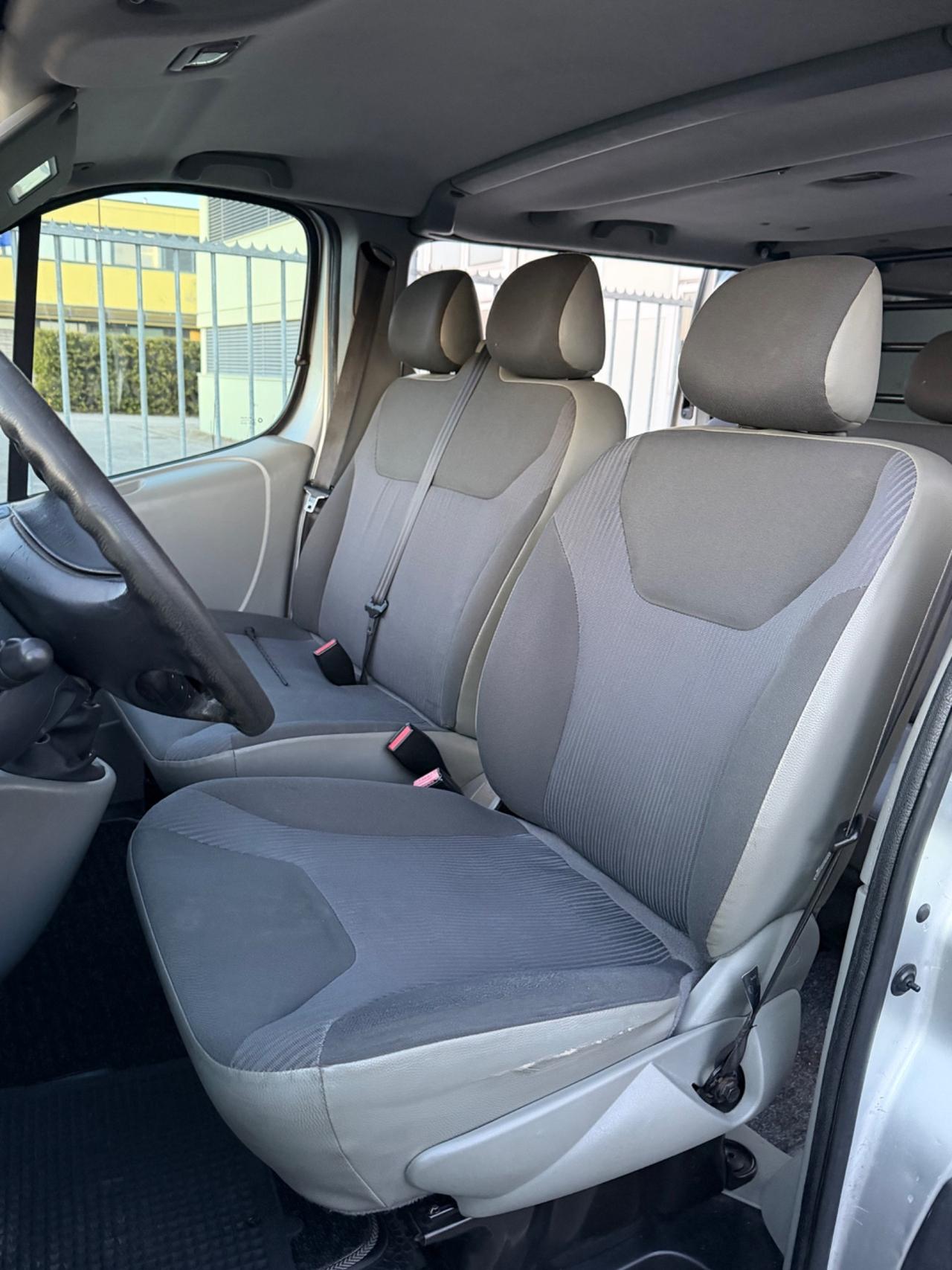 Opel Vivaro 29 2.0 CDTI 114cv 6 posti passo lungo