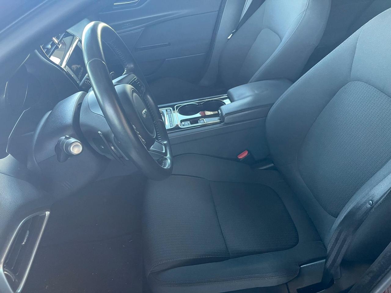 Jaguar XE 2.0 Turbo aut. Prestige