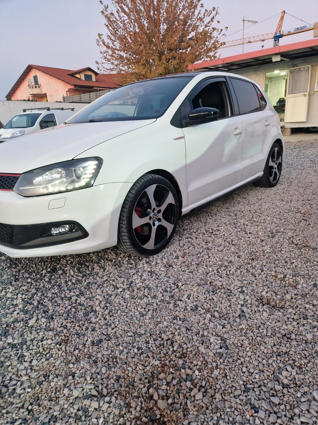 Volkswagen Polo 1.4 TSI DSG 5 porte GTI full