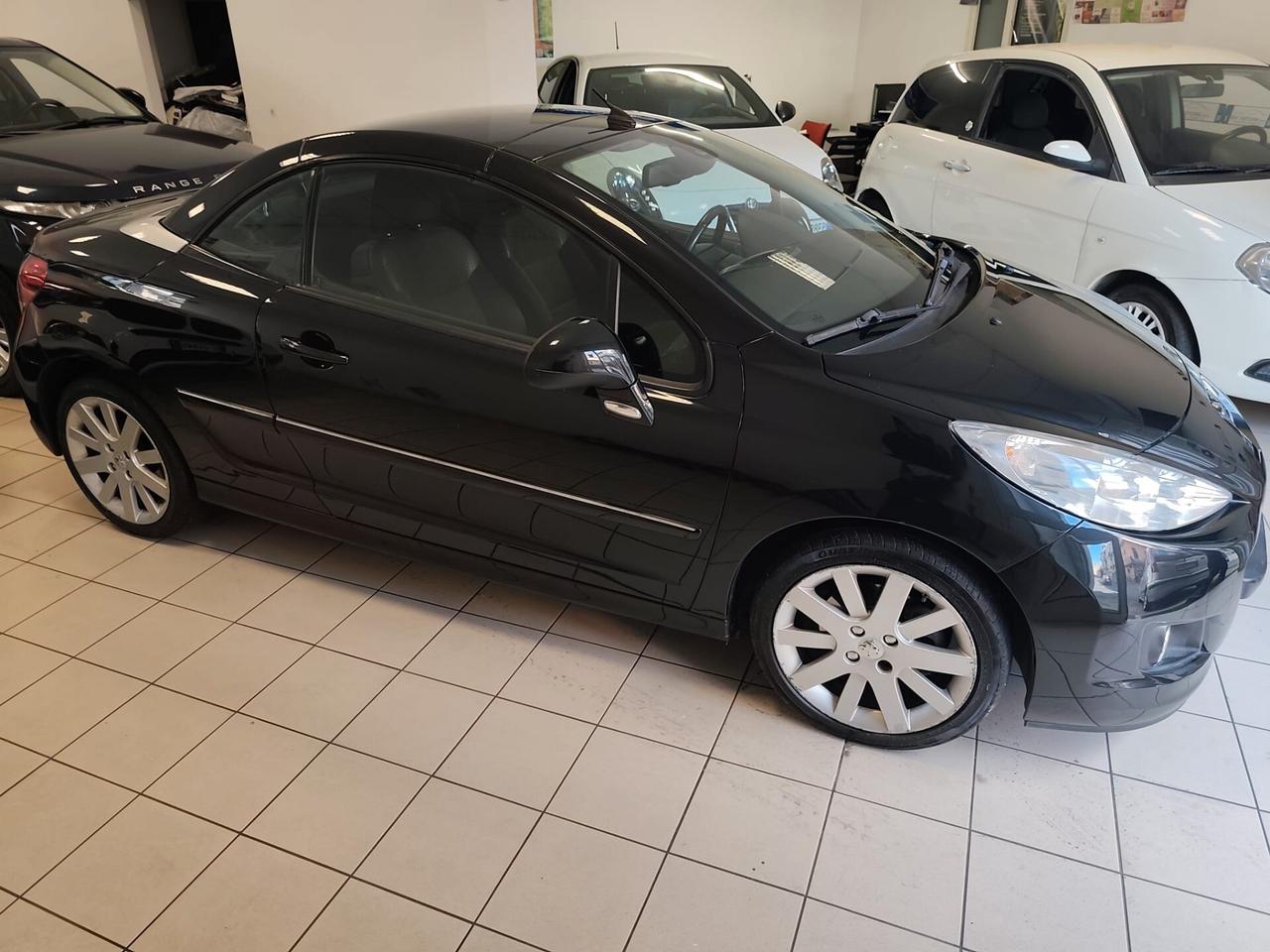 Peugeot 207 1.6 8V HDi 112CV CC Féline
