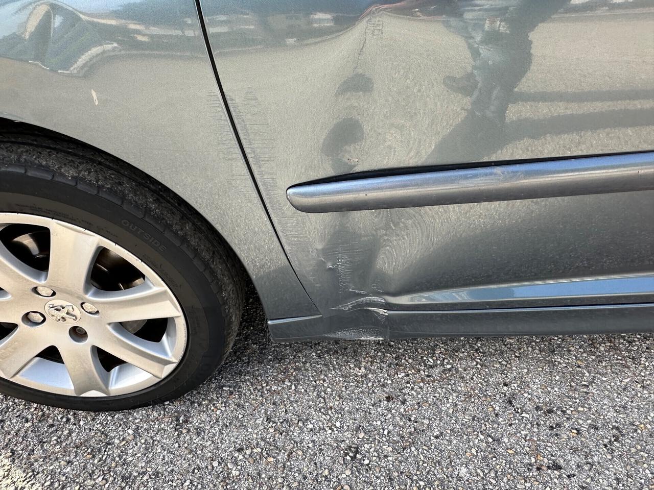 Peugeot 207 1.6 HDi 110CV neop. 2007..