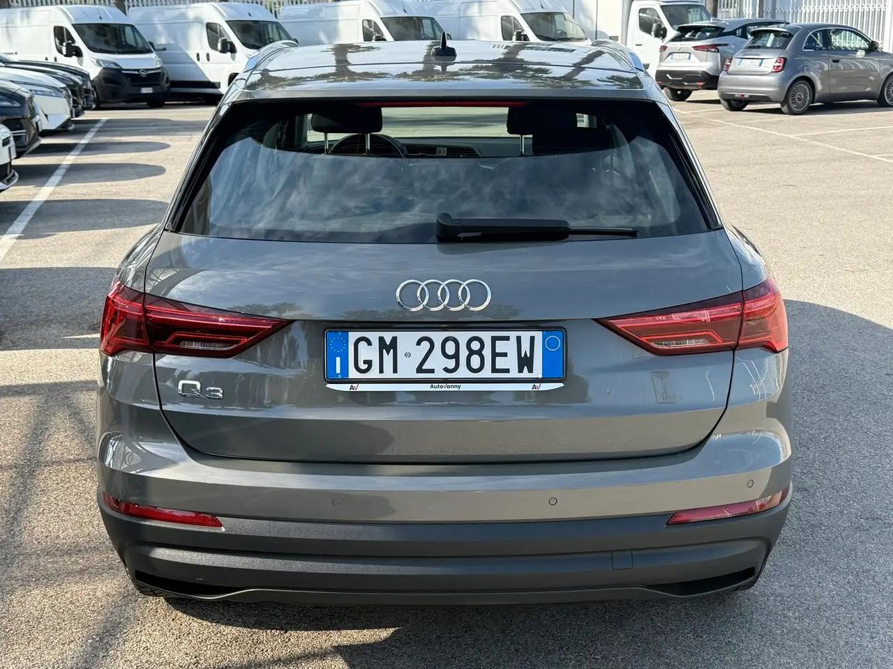 Audi Q3 35 TDI S tronic Business Advanced FARI MATRIX