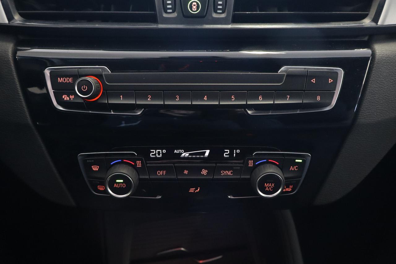 BMW X1 18d xDRIVE ADVANTAGE STEPTRONIC