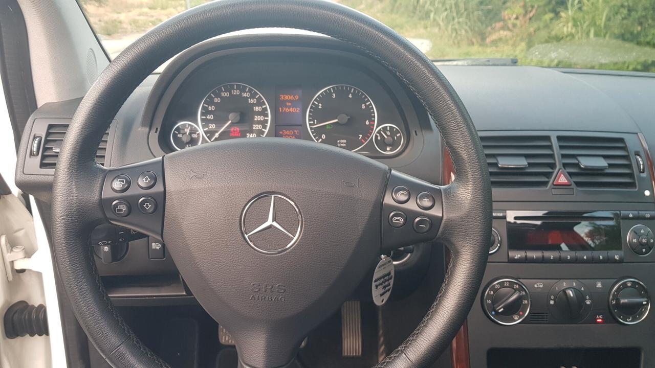 Mercedes-benz A 200 Coupé Elegance