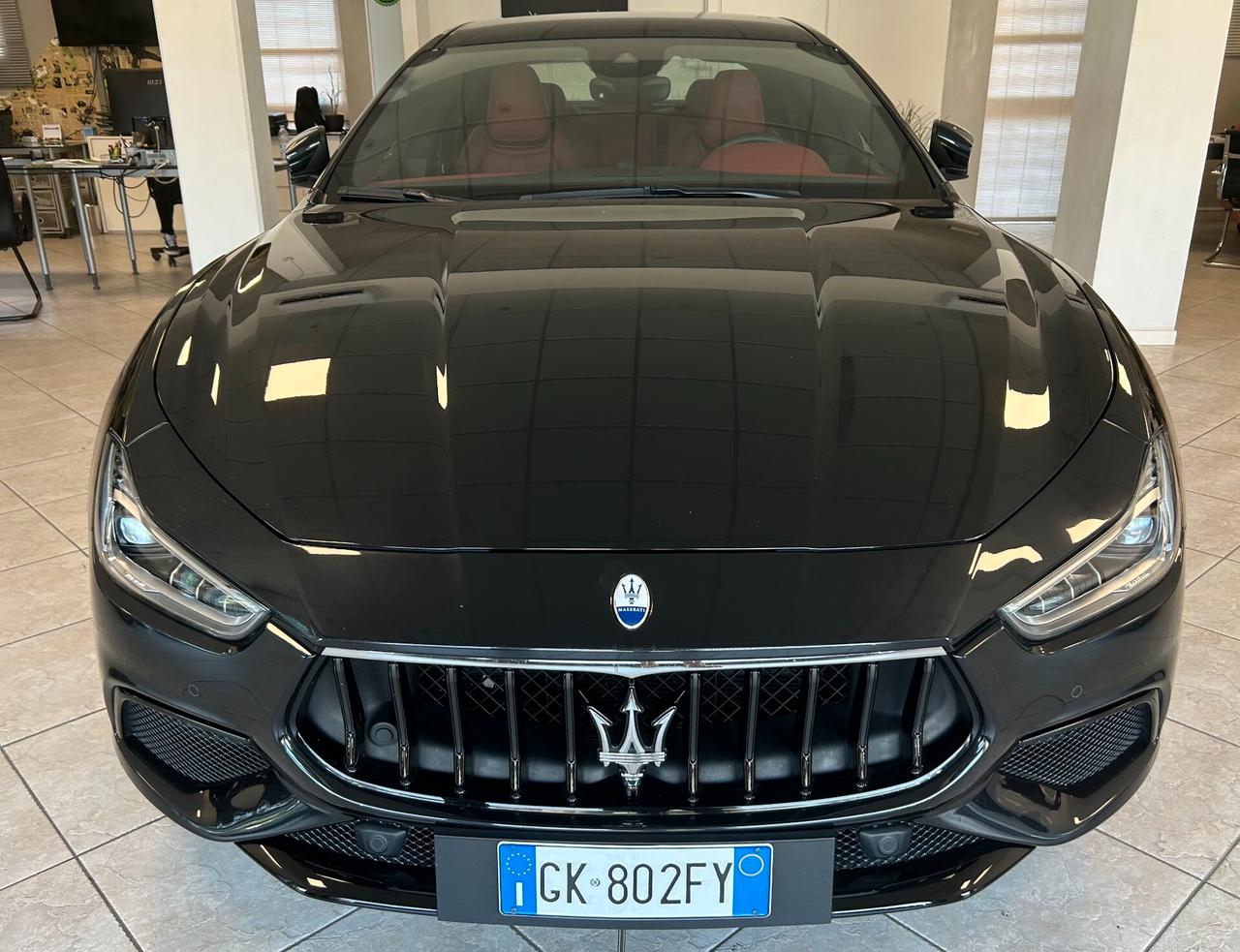 Maserati Ghibli V6 3.0 Modena 350CV