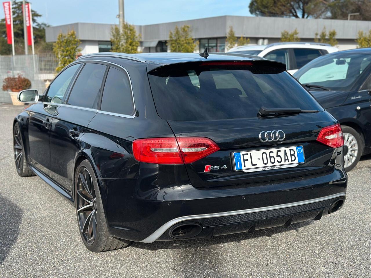 Audi RS4 Avant4.2 V8 FSI quattro S tronic