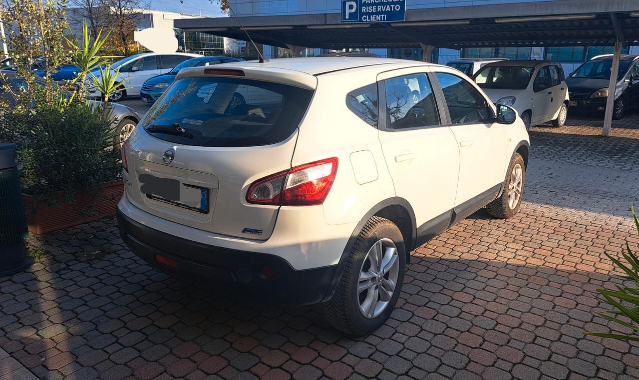 Nissan Qashqai 1.5 dCi DPF Tekna