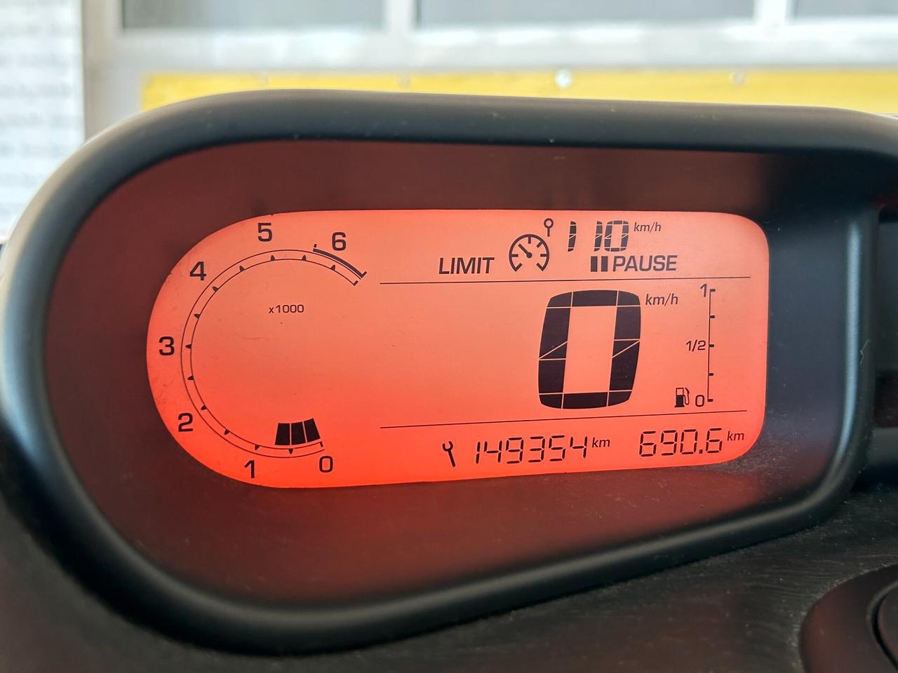 Citroen C3 Picasso *VERSIONE EXCLUSIVE* ONESTA* SALOTTO IN VELLUTO* SPAZIOSA*COLORE BOLLICINA CHAMPAGNE FRANCESE*