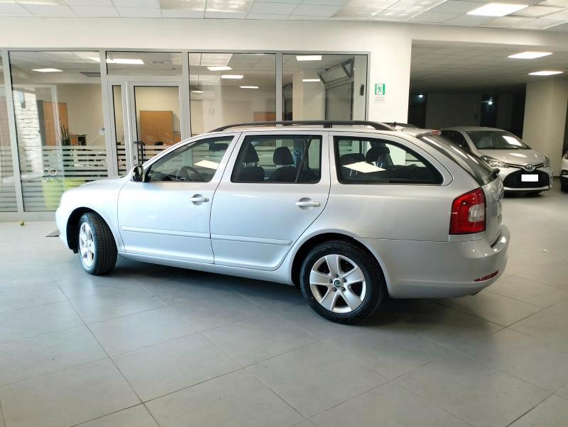 Skoda Octavia Berlina Octavia 1.6 tdi cr SW KM 149000