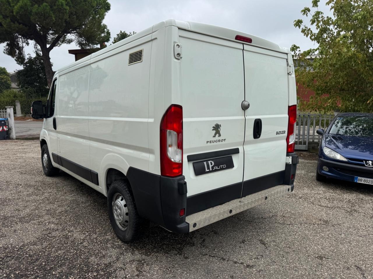 Peugeot Boxer 330 BlueHDi 140 S&S PC-TN Combi Comfort