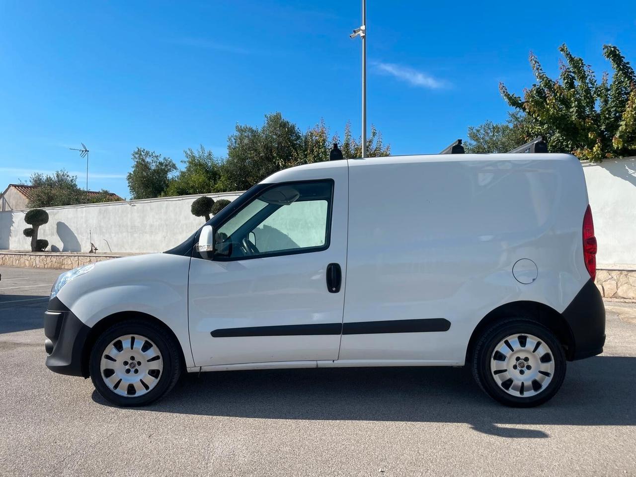 FIAT DOBLO' 1.4 T-Jet 16V Natural Power Dynamic