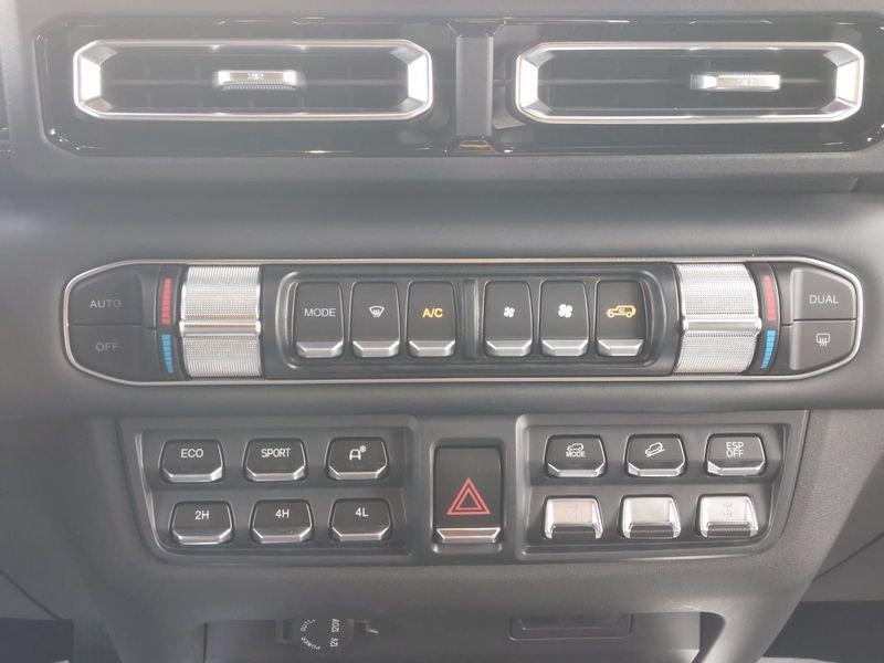 EMC 212 2.0 TGDI 8AT 4WD Adventurer
