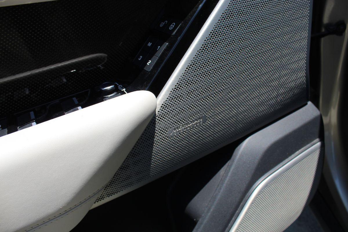 LAND ROVER - Range Rover Velar - R.R. Velar 3.0 V6 SD6 300 CV Fst Edition