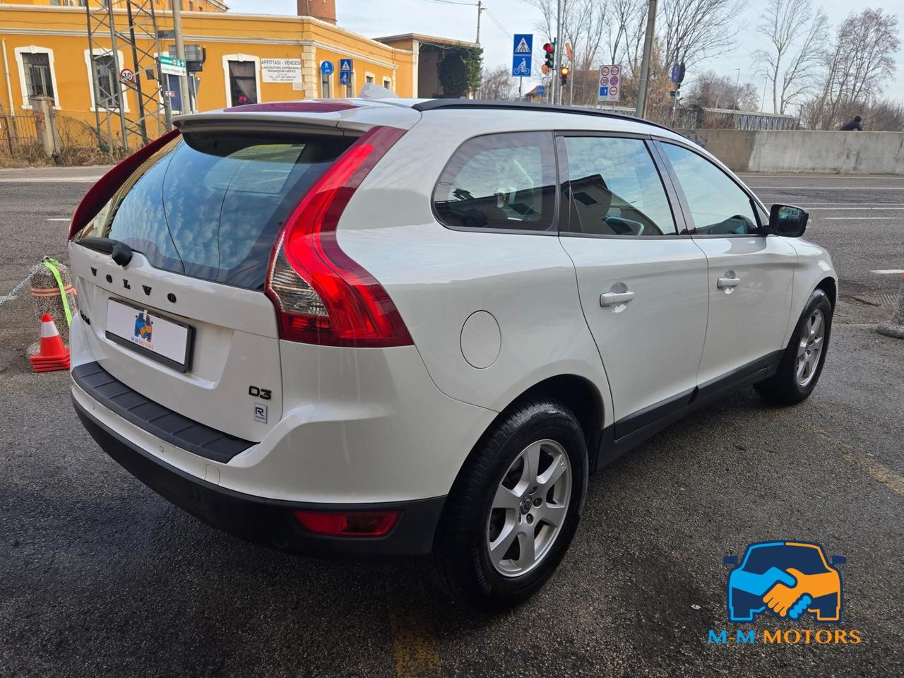 Volvo XC60 2.0 d4 (d3) R-design geartronic